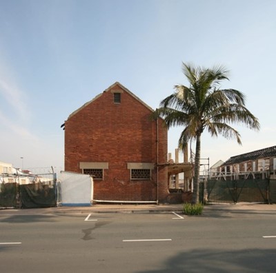 Lot 17 - Harry Lock (South Africa 21st Century)