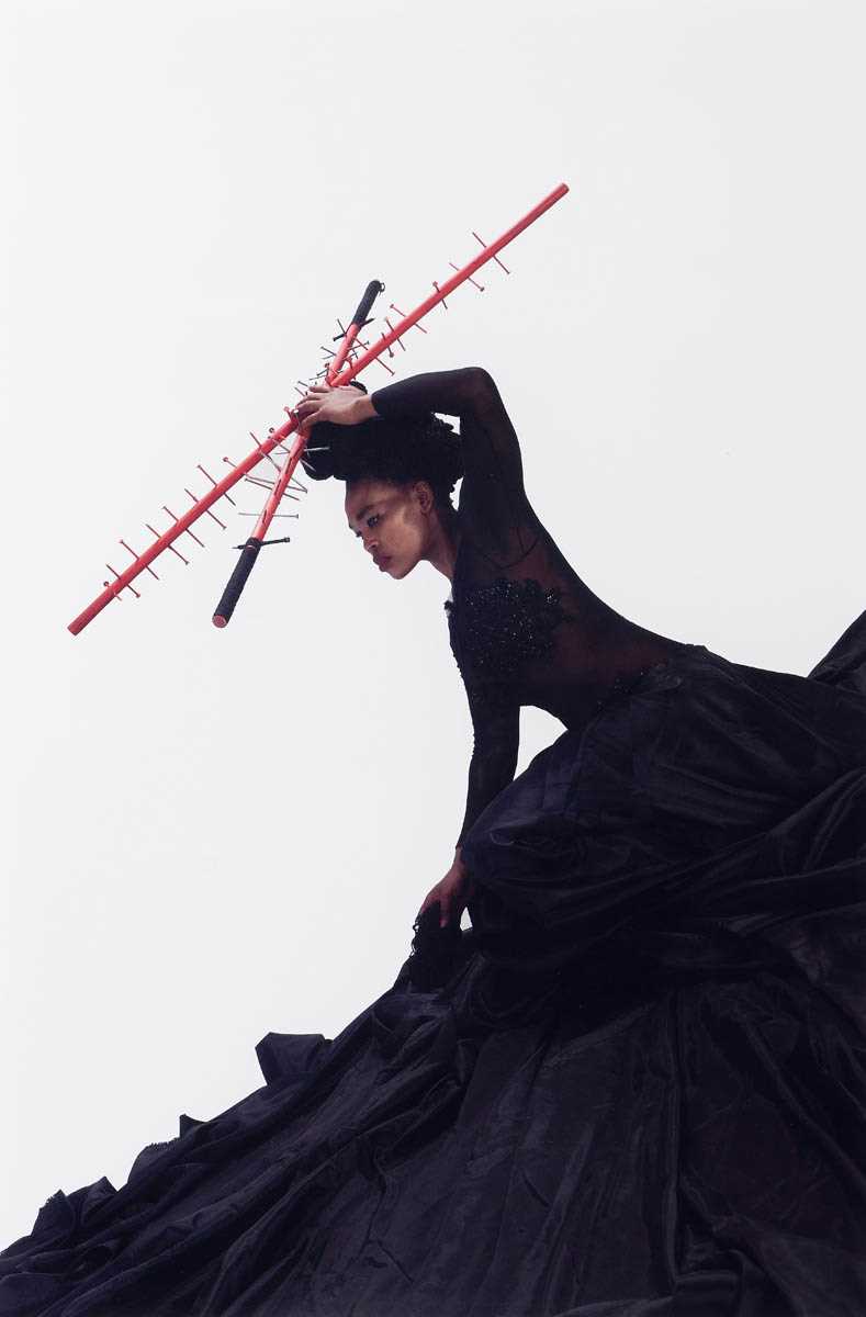 Lot 44 - Khanyisile Mbongwa (South Africa 1984-)