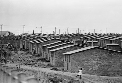 Lot 48 - Ernest Cole (South Africa 1940-1990)
