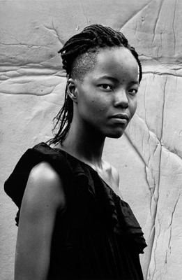 Lot 4 - Zanele Muholi (South Africa 1972-)